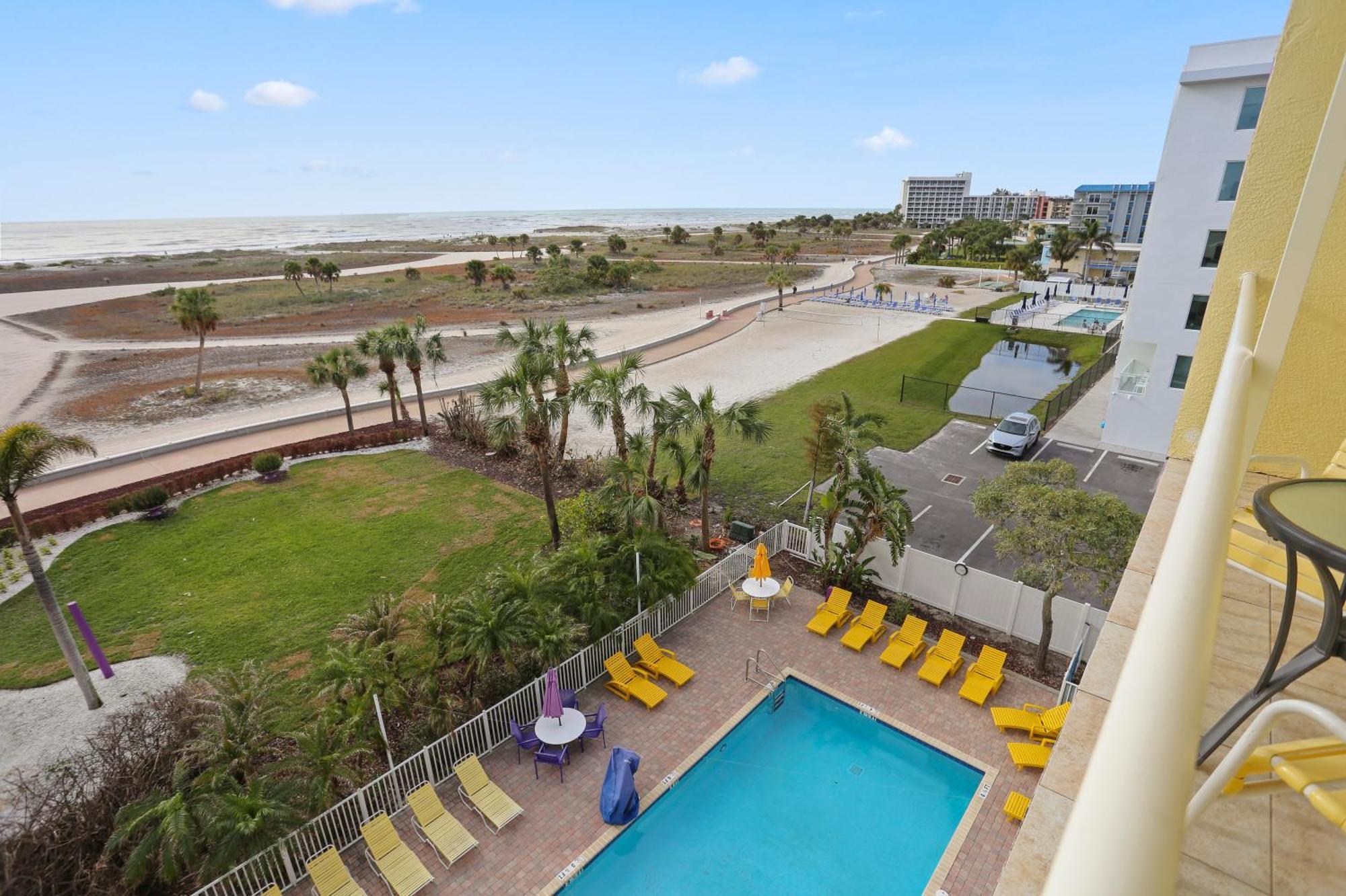 South Beach Condo Hotel By Travel Resort Services, Inc. St. Pete Beach Kültér fotó